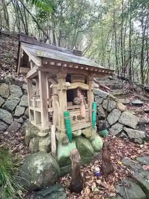 大魔羅神社の本殿・本堂