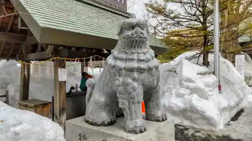 北海道神宮頓宮の狛犬