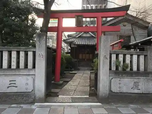 感應稲荷神社の鳥居