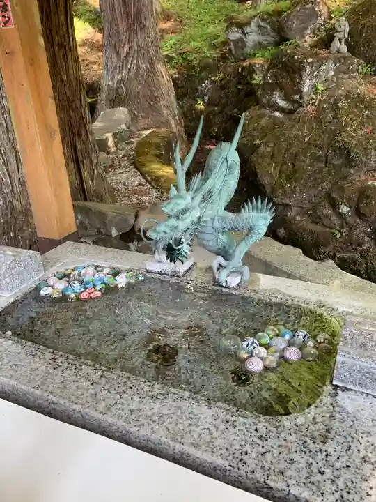 中之嶽神社の手水舎
