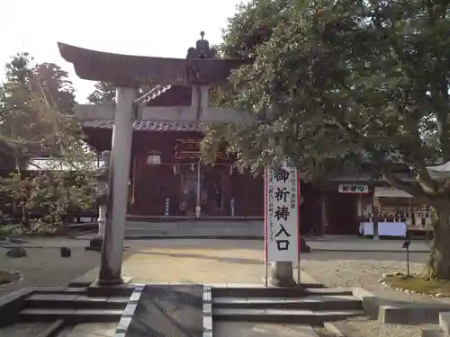 荘内神社の鳥居