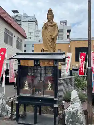 豊川稲荷札幌別院(玉宝禅寺)の仏像