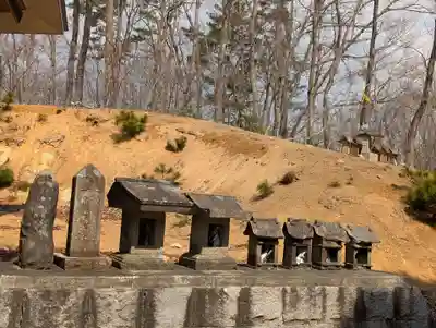三渡神社の末社・摂社