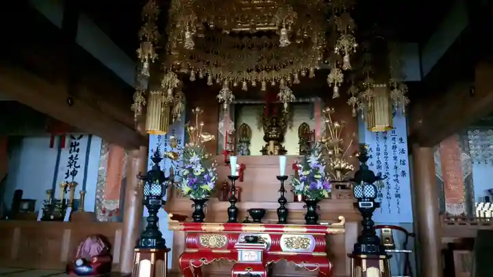 護国寺の本殿・本堂