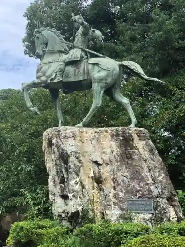 功山寺の像