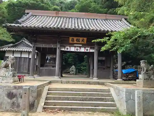 多和神社の山門・神門
