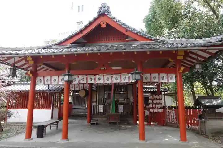 源九郎稲荷神社の本殿・本堂