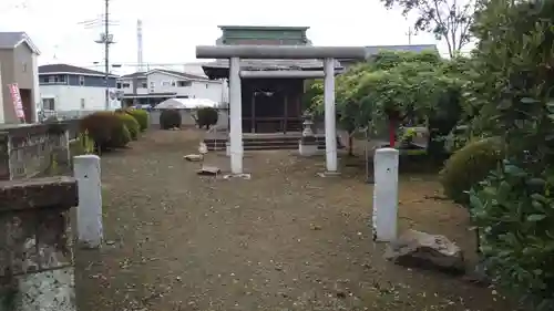 静神社の鳥居