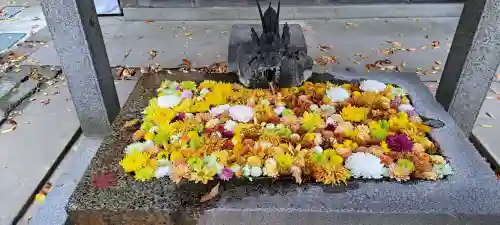 山津見神社の{uncategorized: "未分類", other: "その他", undefined: "問題あり", building: "その他建物", grave: "お墓", sacred_gate: "鳥居", guardian: "狛犬", statue: "像", buddha: "仏像", history: "歴史", nature: "自然", garden: "庭園", animal: "動物", pagoda: "塔", temizu: "手水舎", mountain_gate: "山門・神門", sanctuary: "本殿・本堂", subordinate: "末社・摂社", art: "芸術", scenery: "景色", jizo: "地蔵", ema: "絵馬", goshuin: "御朱印", omikuji: "おみくじ", items: "授与品その他", amulet: "お守り", goshuincho: "御朱印帳", eats: "食事", festival: "お祭り", votive_dance: "神楽", shichigosan: "七五三参", wedding: "結婚式", experience: "体験その他", initially: "初詣", around: "周辺", anti_infection: "感染症対策"}