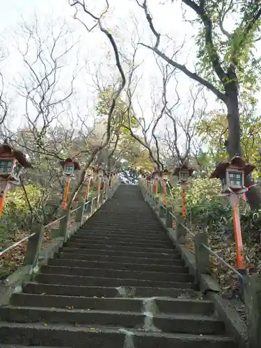 高山稲荷神社の建物その他