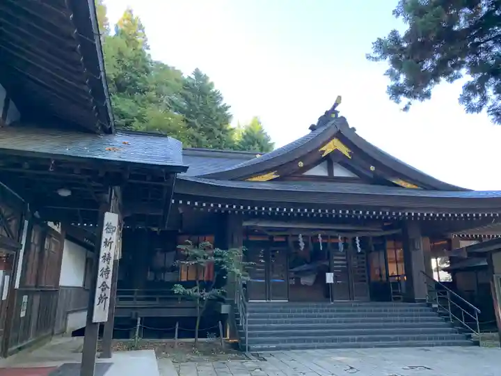 諏訪大社の本殿・本堂