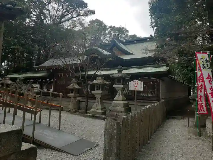 鴨都波神社の{uncategorized: "未分類", other: "その他", undefined: "問題あり", building: "その他建物", grave: "お墓", sacred_gate: "鳥居", guardian: "狛犬", statue: "像", buddha: "仏像", history: "歴史", nature: "自然", garden: "庭園", animal: "動物", pagoda: "塔", temizu: "手水舎", mountain_gate: "山門・神門", sanctuary: "本殿・本堂", subordinate: "末社・摂社", art: "芸術", scenery: "景色", jizo: "地蔵", ema: "絵馬", goshuin: "御朱印", omikuji: "おみくじ", items: "授与品その他", amulet: "お守り", goshuincho: "御朱印帳", eats: "食事", festival: "お祭り", votive_dance: "神楽", shichigosan: "七五三参", wedding: "結婚式", experience: "体験その他", initially: "初詣", around: "周辺", anti_infection: "感染症対策"}