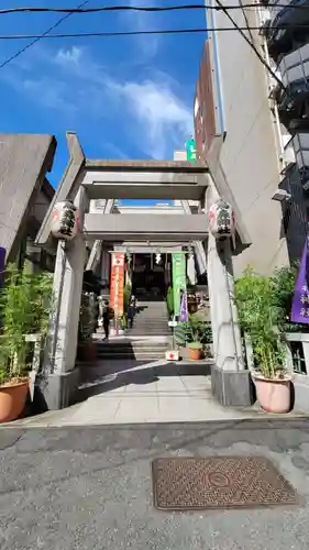 烏森神社の鳥居