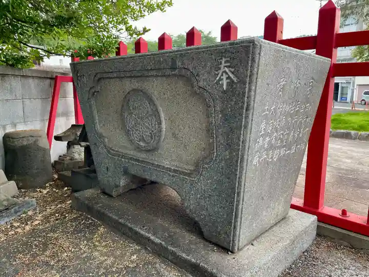 庄城稲荷大明神(山梨県)