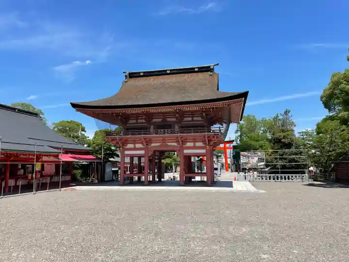 津島神社の山門・神門