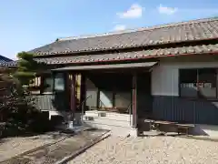 泉徳寺の本殿