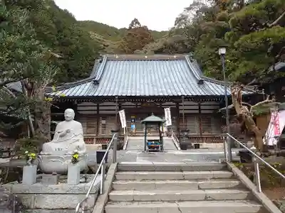 洞慶院の本殿・本堂