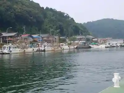 厳島神社（弁財天）の周辺