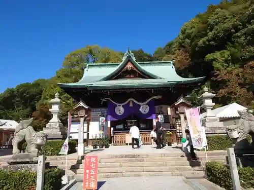 草津八幡宮の本殿