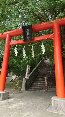 雷神社の鳥居