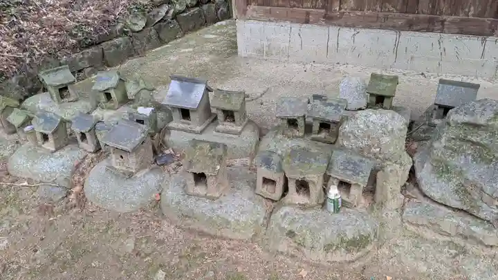 白山神社の末社・摂社