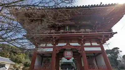 寳塔寺（宝塔寺）の山門・神門