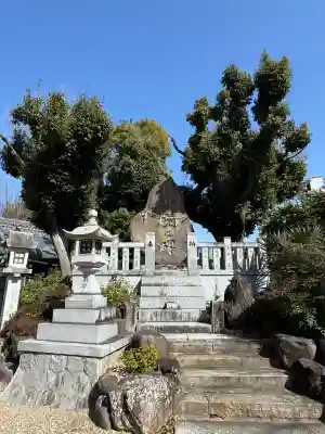 島田神社の{uncategorized: "未分類", other: "その他", undefined: "問題あり", building: "その他建物", grave: "お墓", sacred_gate: "鳥居", guardian: "狛犬", statue: "像", buddha: "仏像", history: "歴史", nature: "自然", garden: "庭園", animal: "動物", pagoda: "塔", temizu: "手水舎", mountain_gate: "山門・神門", sanctuary: "本殿・本堂", subordinate: "末社・摂社", art: "芸術", scenery: "景色", jizo: "地蔵", ema: "絵馬", goshuin: "御朱印", omikuji: "おみくじ", items: "授与品その他", amulet: "お守り", goshuincho: "御朱印帳", eats: "食事", festival: "お祭り", votive_dance: "神楽", shichigosan: "七五三参", wedding: "結婚式", experience: "体験その他", initially: "初詣", around: "周辺", anti_infection: "感染症対策"}