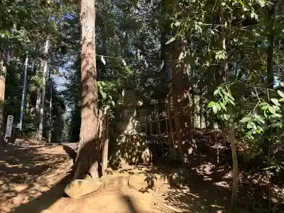 比々多神社の{uncategorized: "未分類", other: "その他", undefined: "問題あり", building: "その他建物", grave: "お墓", sacred_gate: "鳥居", guardian: "狛犬", statue: "像", buddha: "仏像", history: "歴史", nature: "自然", garden: "庭園", animal: "動物", pagoda: "塔", temizu: "手水舎", mountain_gate: "山門・神門", sanctuary: "本殿・本堂", subordinate: "末社・摂社", art: "芸術", scenery: "景色", jizo: "地蔵", ema: "絵馬", goshuin: "御朱印", omikuji: "おみくじ", items: "授与品その他", amulet: "お守り", goshuincho: "御朱印帳", eats: "食事", festival: "お祭り", votive_dance: "神楽", shichigosan: "七五三参", wedding: "結婚式", experience: "体験その他", initially: "初詣", around: "周辺", anti_infection: "感染症対策"}