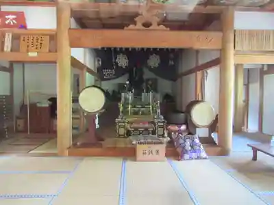 高顕寺の本殿・本堂