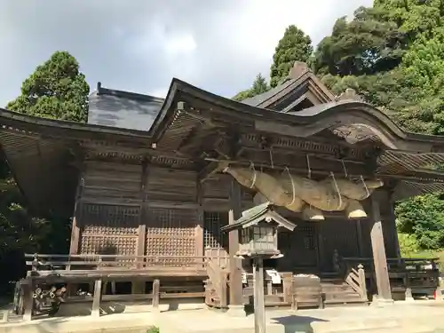 玉若酢命神社の本殿