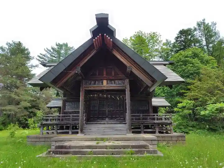 南富良野神社の本殿・本堂