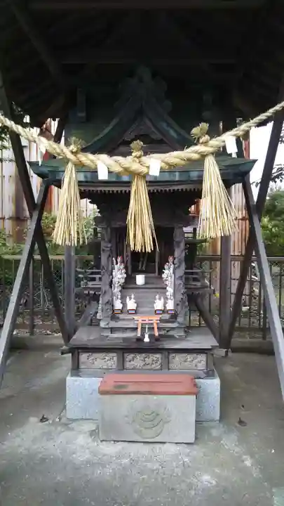 大嶋稲荷神社の本殿・本堂