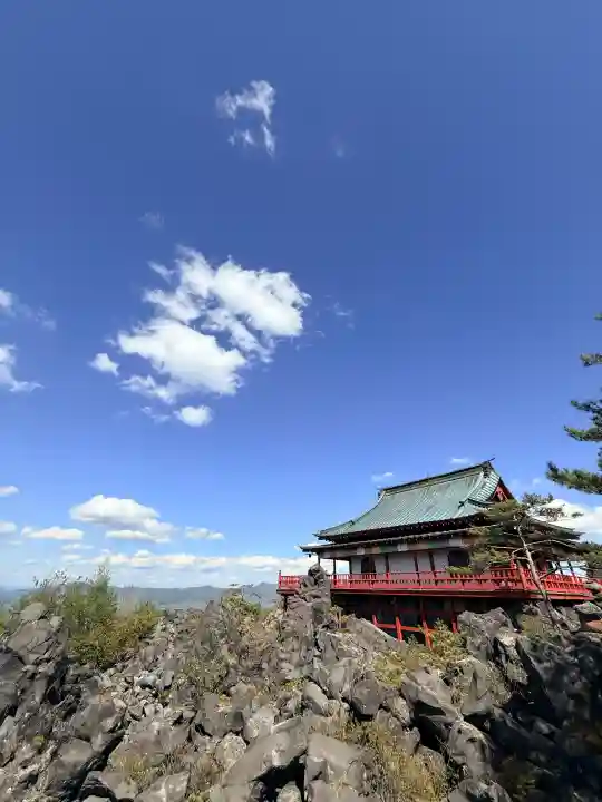 寛永寺別院浅間山観音堂の{uncategorized: "未分類", other: "その他", undefined: "問題あり", building: "その他建物", grave: "お墓", sacred_gate: "鳥居", guardian: "狛犬", statue: "像", buddha: "仏像", history: "歴史", nature: "自然", garden: "庭園", animal: "動物", pagoda: "塔", temizu: "手水舎", mountain_gate: "山門・神門", sanctuary: "本殿・本堂", subordinate: "末社・摂社", art: "芸術", scenery: "景色", jizo: "地蔵", ema: "絵馬", goshuin: "御朱印", omikuji: "おみくじ", items: "授与品その他", amulet: "お守り", goshuincho: "御朱印帳", eats: "食事", festival: "お祭り", votive_dance: "神楽", shichigosan: "七五三参", wedding: "結婚式", experience: "体験その他", initially: "初詣", around: "周辺", anti_infection: "感染症対策"}