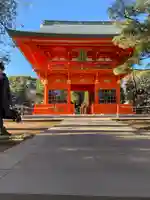 穴八幡宮の山門・神門