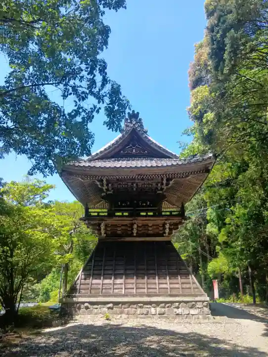 日龍峯寺(高澤観音)(美濃清水)の{uncategorized: "未分類", other: "その他", undefined: "問題あり", building: "その他建物", grave: "お墓", sacred_gate: "鳥居", guardian: "狛犬", statue: "像", buddha: "仏像", history: "歴史", nature: "自然", garden: "庭園", animal: "動物", pagoda: "塔", temizu: "手水舎", mountain_gate: "山門・神門", sanctuary: "本殿・本堂", subordinate: "末社・摂社", art: "芸術", scenery: "景色", jizo: "地蔵", ema: "絵馬", goshuin: "御朱印", omikuji: "おみくじ", items: "授与品その他", amulet: "お守り", goshuincho: "御朱印帳", eats: "食事", festival: "お祭り", votive_dance: "神楽", shichigosan: "七五三参", wedding: "結婚式", experience: "体験その他", initially: "初詣", around: "周辺", anti_infection: "感染症対策"}