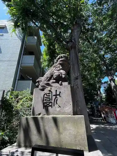 田無神社の狛犬