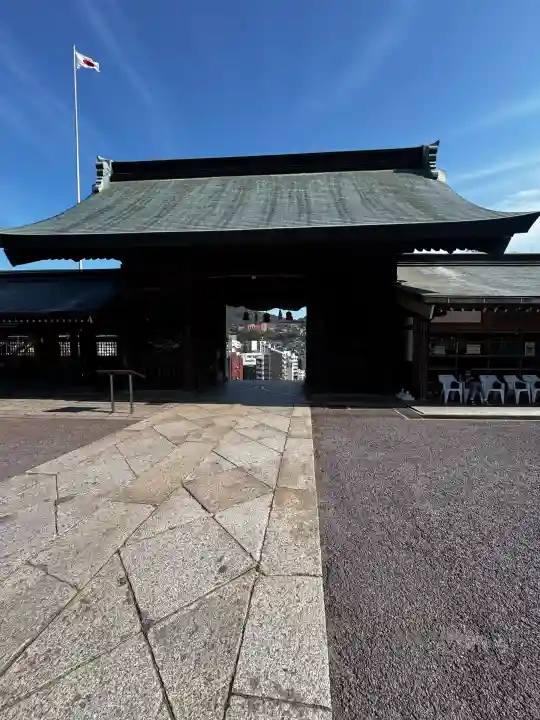 鎮西大社諏訪神社の{uncategorized: "未分類", other: "その他", undefined: "問題あり", building: "その他建物", grave: "お墓", sacred_gate: "鳥居", guardian: "狛犬", statue: "像", buddha: "仏像", history: "歴史", nature: "自然", garden: "庭園", animal: "動物", pagoda: "塔", temizu: "手水舎", mountain_gate: "山門・神門", sanctuary: "本殿・本堂", subordinate: "末社・摂社", art: "芸術", scenery: "景色", jizo: "地蔵", ema: "絵馬", goshuin: "御朱印", omikuji: "おみくじ", items: "授与品その他", amulet: "お守り", goshuincho: "御朱印帳", eats: "食事", festival: "お祭り", votive_dance: "神楽", shichigosan: "七五三参", wedding: "結婚式", experience: "体験その他", initially: "初詣", around: "周辺", anti_infection: "感染症対策"}