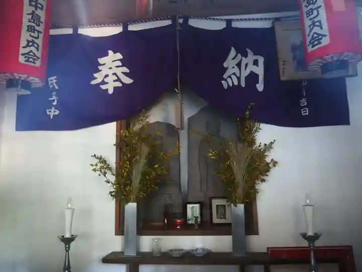 神明神社の地蔵