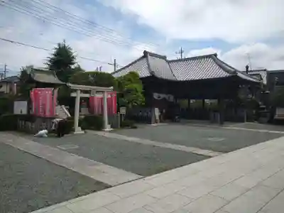 成田山川越別院の鳥居