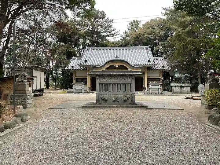 漆部神社のその他建物