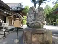 冨士御室浅間神社の狛犬