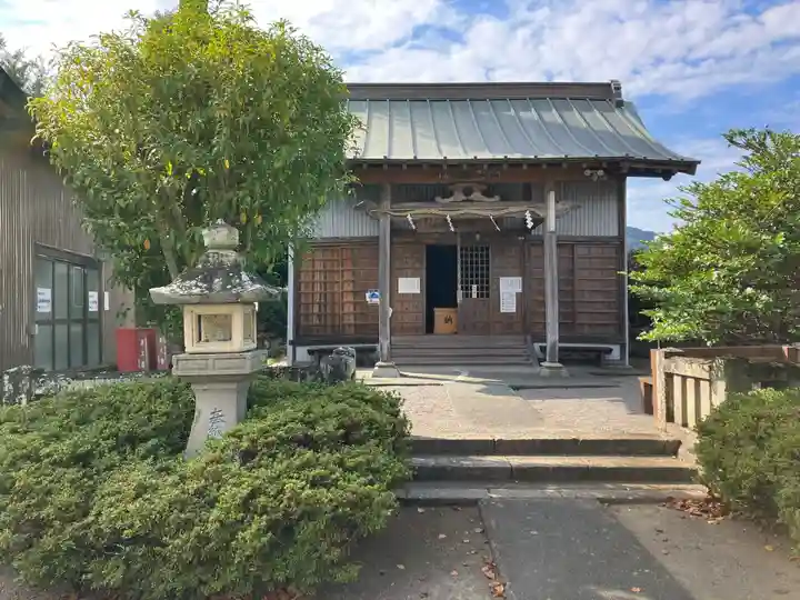 豆塚神社の本殿・本堂