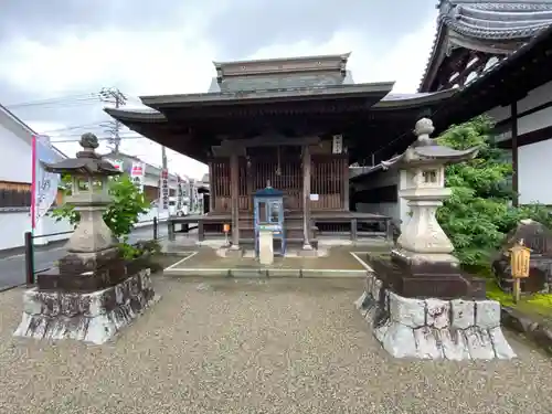 祐泉寺の本殿・本堂