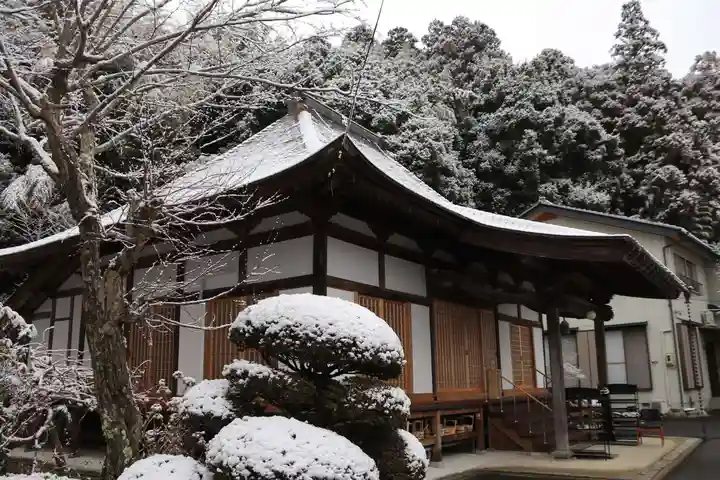 延命寺の本殿・本堂