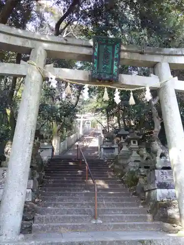 太郎坊宮阿賀神社の鳥居