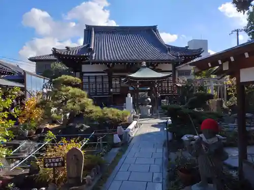 興徳寺の本殿・本堂