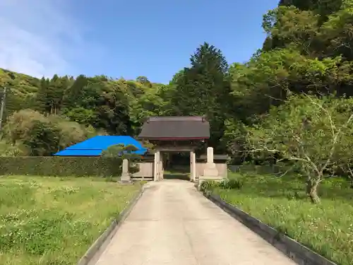 高藤山　妙勝寺の山門・神門