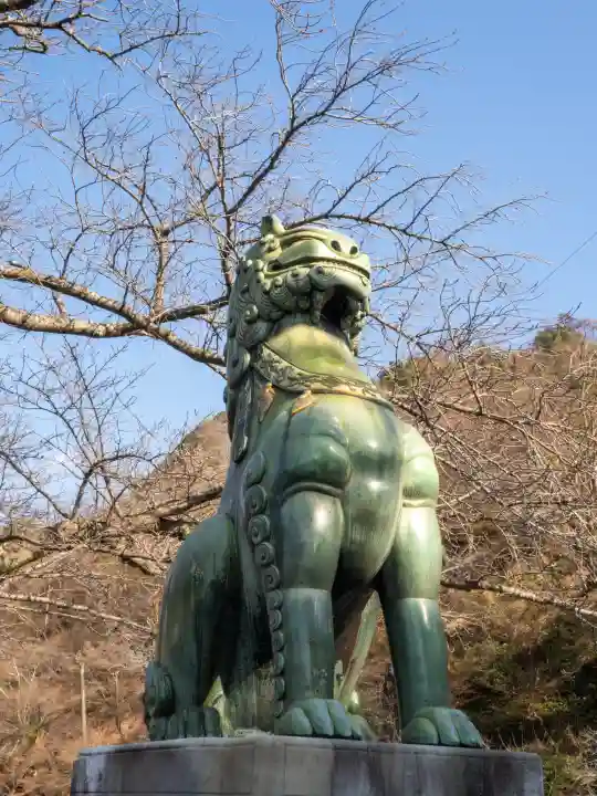 陶山神社の{uncategorized: "未分類", other: "その他", undefined: "問題あり", building: "その他建物", grave: "お墓", sacred_gate: "鳥居", guardian: "狛犬", statue: "像", buddha: "仏像", history: "歴史", nature: "自然", garden: "庭園", animal: "動物", pagoda: "塔", temizu: "手水舎", mountain_gate: "山門・神門", sanctuary: "本殿・本堂", subordinate: "末社・摂社", art: "芸術", scenery: "景色", jizo: "地蔵", ema: "絵馬", goshuin: "御朱印", omikuji: "おみくじ", items: "授与品その他", amulet: "お守り", goshuincho: "御朱印帳", eats: "食事", festival: "お祭り", votive_dance: "神楽", shichigosan: "七五三参", wedding: "結婚式", experience: "体験その他", initially: "初詣", around: "周辺", anti_infection: "感染症対策"}