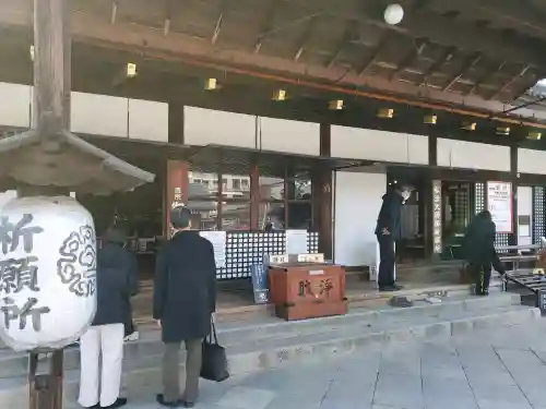 東寺（教王護国寺）の{uncategorized: "未分類", other: "その他", undefined: "問題あり", building: "その他建物", grave: "お墓", sacred_gate: "鳥居", guardian: "狛犬", statue: "像", buddha: "仏像", history: "歴史", nature: "自然", garden: "庭園", animal: "動物", pagoda: "塔", temizu: "手水舎", mountain_gate: "山門・神門", sanctuary: "本殿・本堂", subordinate: "末社・摂社", art: "芸術", scenery: "景色", jizo: "地蔵", ema: "絵馬", goshuin: "御朱印", omikuji: "おみくじ", items: "授与品その他", amulet: "お守り", goshuincho: "御朱印帳", eats: "食事", festival: "お祭り", votive_dance: "神楽", shichigosan: "七五三参", wedding: "結婚式", experience: "体験その他", initially: "初詣", around: "周辺", anti_infection: "感染症対策"}