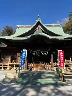 師岡熊野神社の{uncategorized: "未分類", other: "その他", undefined: "問題あり", building: "その他建物", grave: "お墓", sacred_gate: "鳥居", guardian: "狛犬", statue: "像", buddha: "仏像", history: "歴史", nature: "自然", garden: "庭園", animal: "動物", pagoda: "塔", temizu: "手水舎", mountain_gate: "山門・神門", sanctuary: "本殿・本堂", subordinate: "末社・摂社", art: "芸術", scenery: "景色", jizo: "地蔵", ema: "絵馬", goshuin: "御朱印", omikuji: "おみくじ", items: "授与品その他", amulet: "お守り", goshuincho: "御朱印帳", eats: "食事", festival: "お祭り", votive_dance: "神楽", shichigosan: "七五三参", wedding: "結婚式", experience: "体験その他", initially: "初詣", around: "周辺", anti_infection: "感染症対策"}